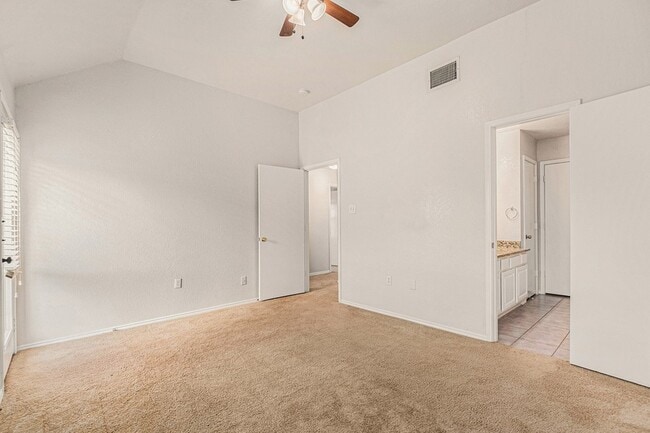 Building Photo - 236 Rentz Pl Cir