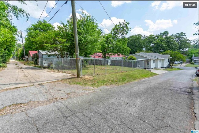 Building Photo - 1316 Warrior Rd