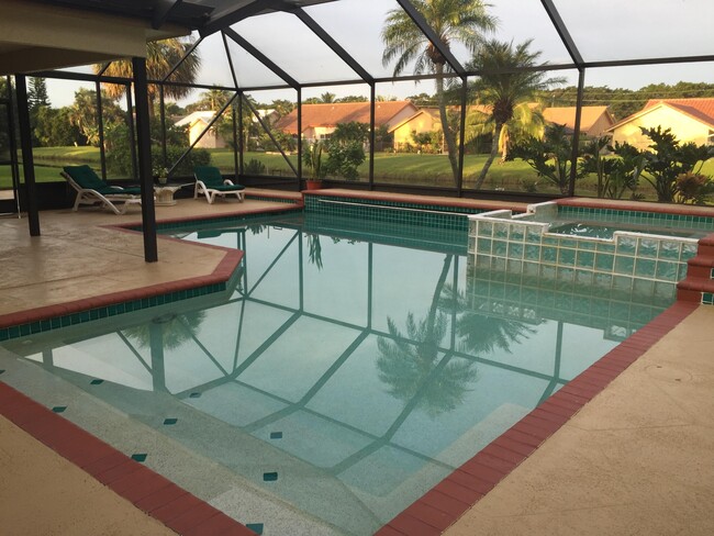 Primary Photo - 9775 Sun Pointe Dr
