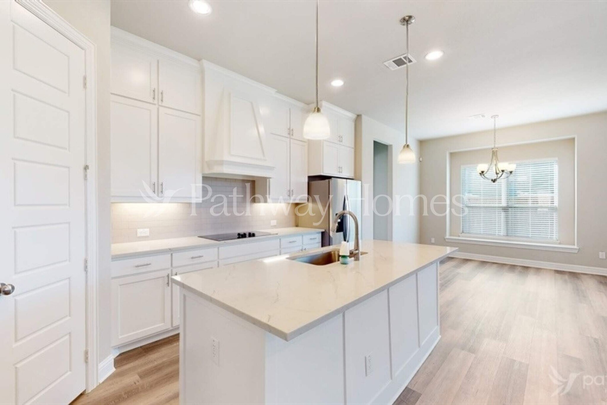 Building Photo - 112 Trail Dr