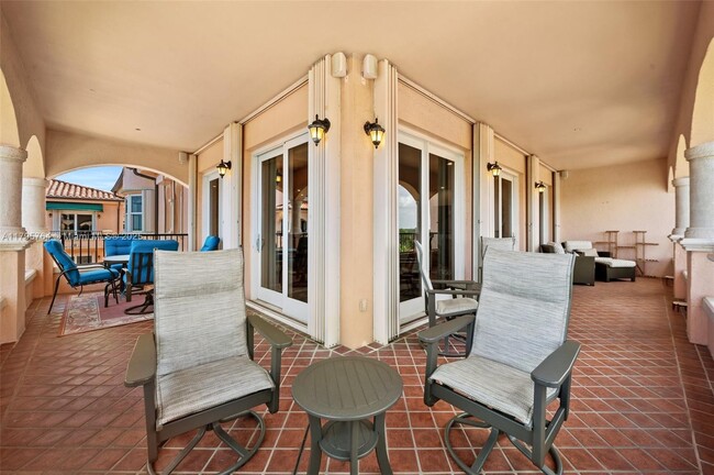 Building Photo - 13643 Deering Bay Dr