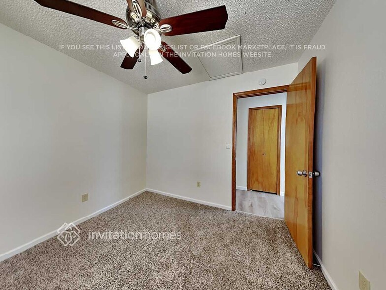Building Photo - 3255 Richmond Dr