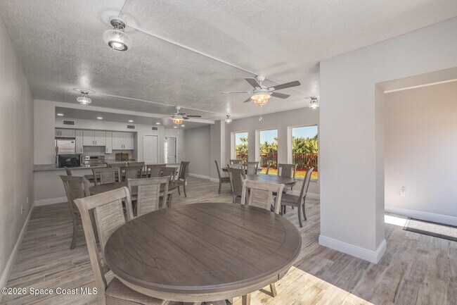 Building Photo - 295 Jimmy Buffett Mem Hwy