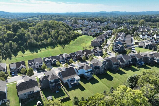 Building Photo - **EXECUTIVE HOME IN WILLIAMSON COUNTY WITH RARE WALK-OUT BASEMENT AND TONS OF STORAGE**