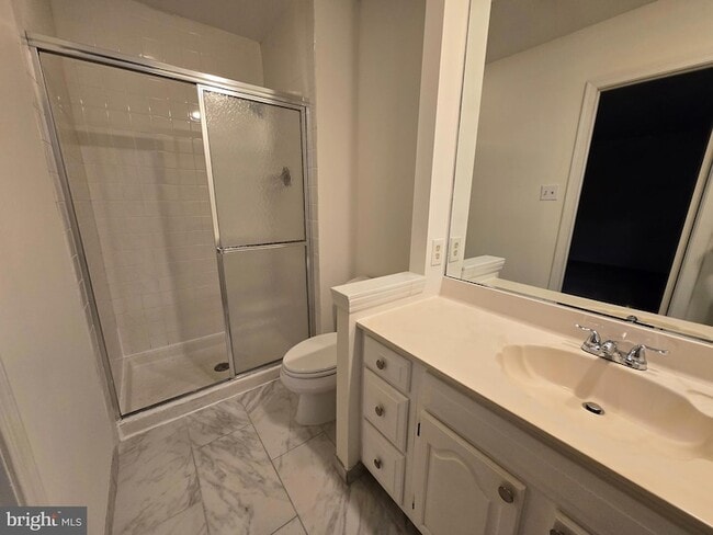 Building Photo - 1005 Worthington Dr