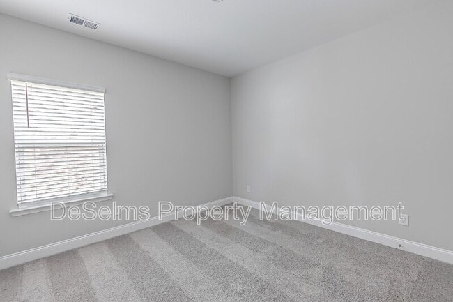 Building Photo - 107 S.C.T Dr