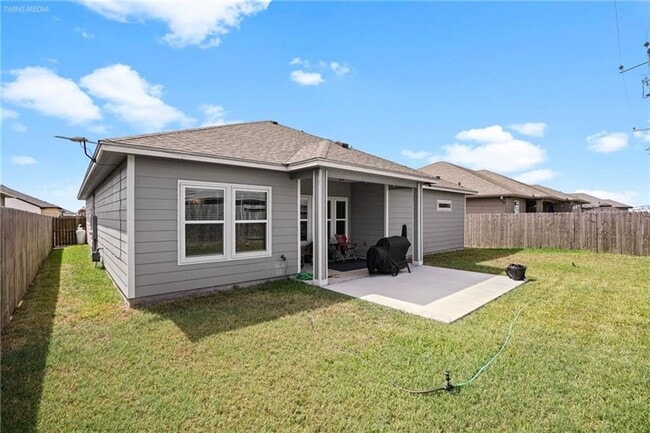 Building Photo - 3921 Woodhouse Ln