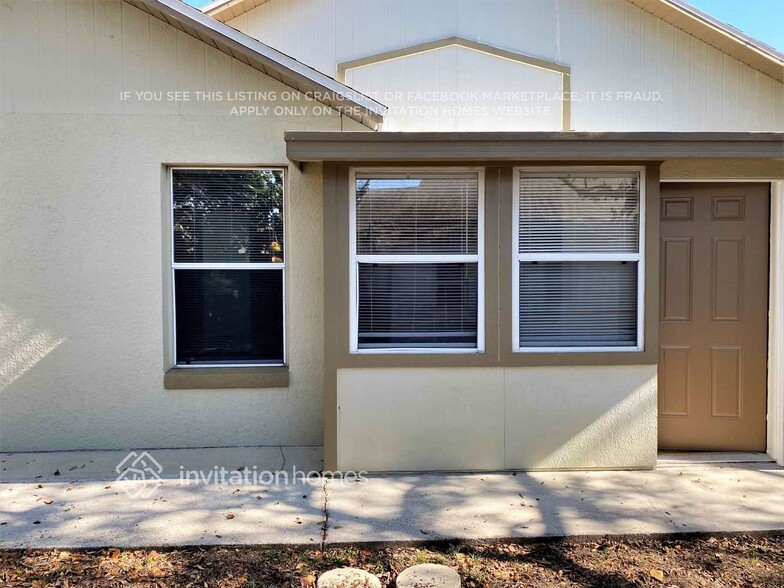 Building Photo - 10500 Petaloma Dr
