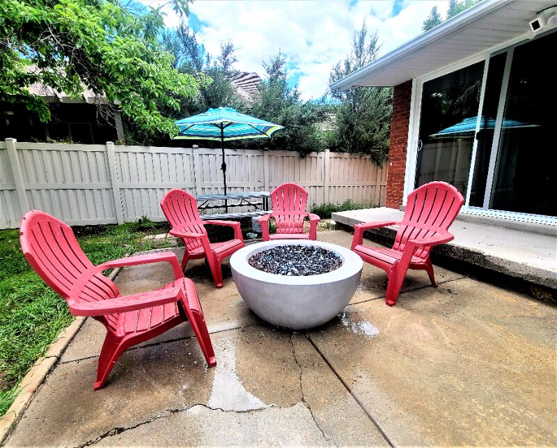 Building Photo - 7000 S 2300 E