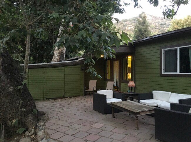 Building Photo - 202 S Topanga Canyon Blvd