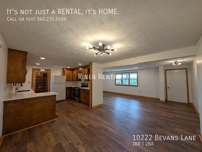 Building Photo - 10222 Bevans Ln