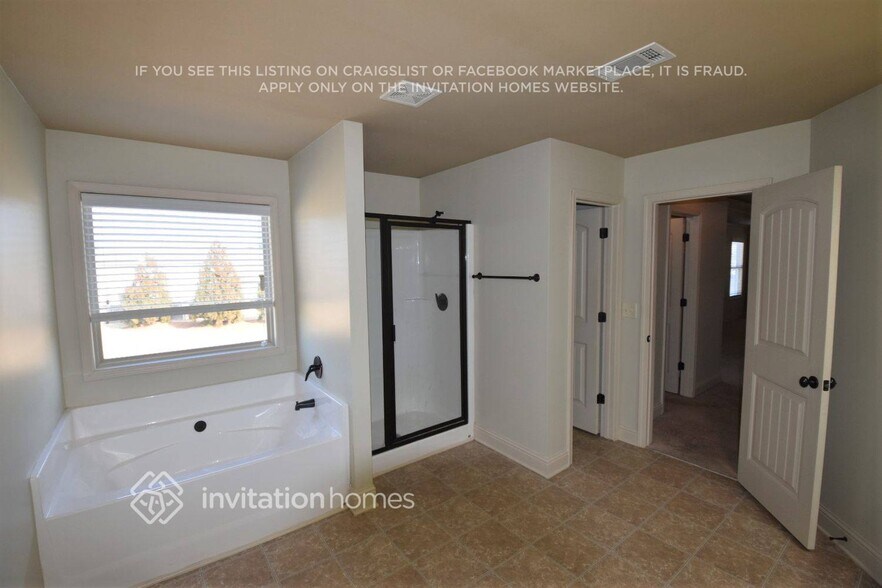 Building Photo - 3727 Antares Dr