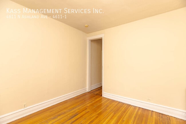 Building Photo - 4611 N Ashland Ave