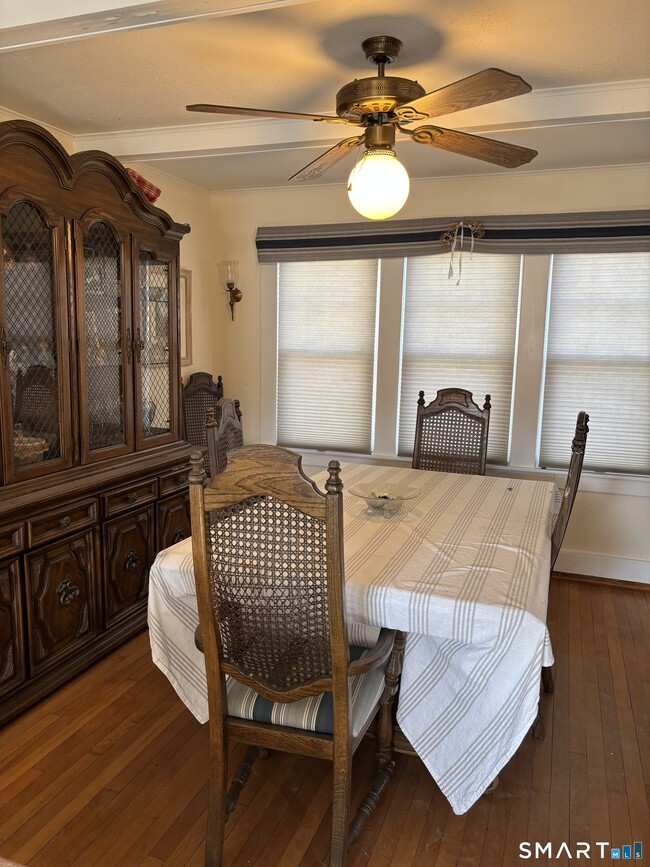 Building Photo - 41 Sunrise Ave