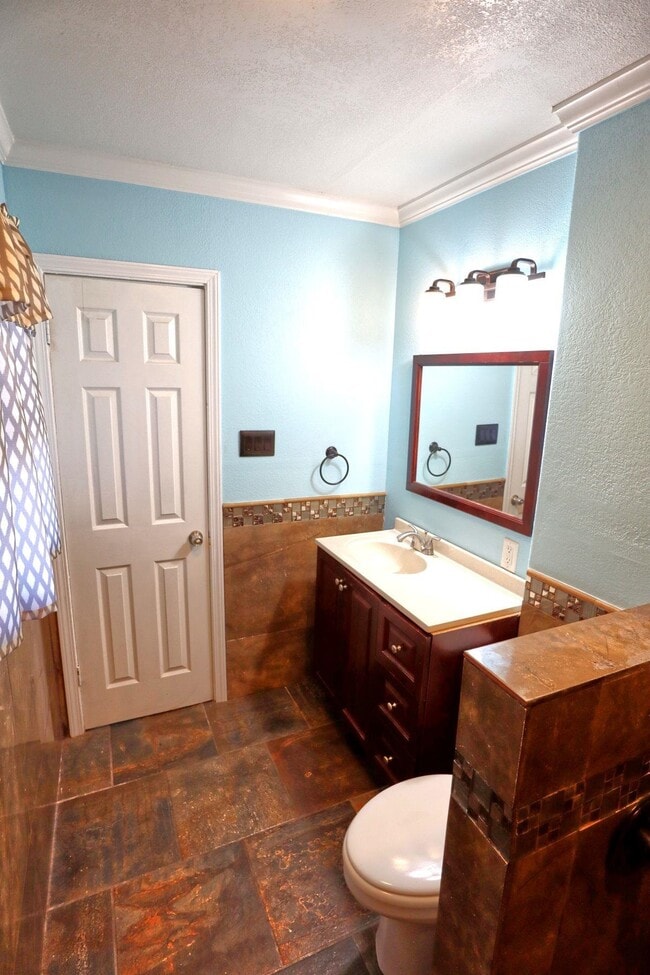 Building Photo - 209 Margaret Ln