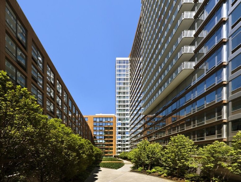 Building Photo - 152 Shipyard Dr
