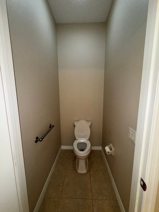 Building Photo - For Rent |Active 55+ Spacious 3BR Home in Candler Hills at On Top of the World – Private Cul-de-S...