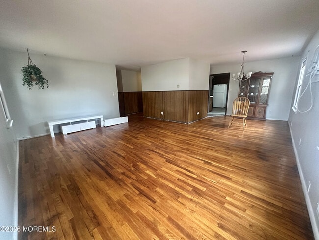 Building Photo - 1 Peach Tree Rd