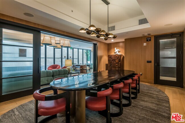 Building Photo - 10777 Wilshire Blvd