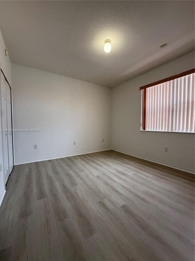 Building Photo - 11539 NW 60th Terrace