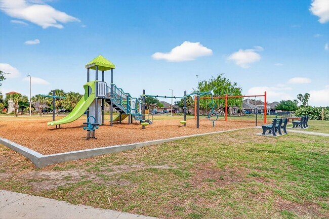 Building Photo - 7326 Tristan Dr