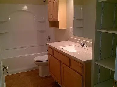 Building Photo - 9644 Meadowland Ct