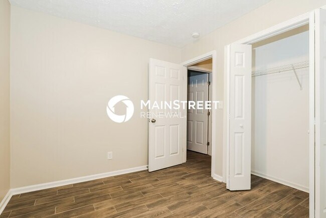 Building Photo - 3 Bedroom Pet-Friendly Home in COLLEGE PAR...
