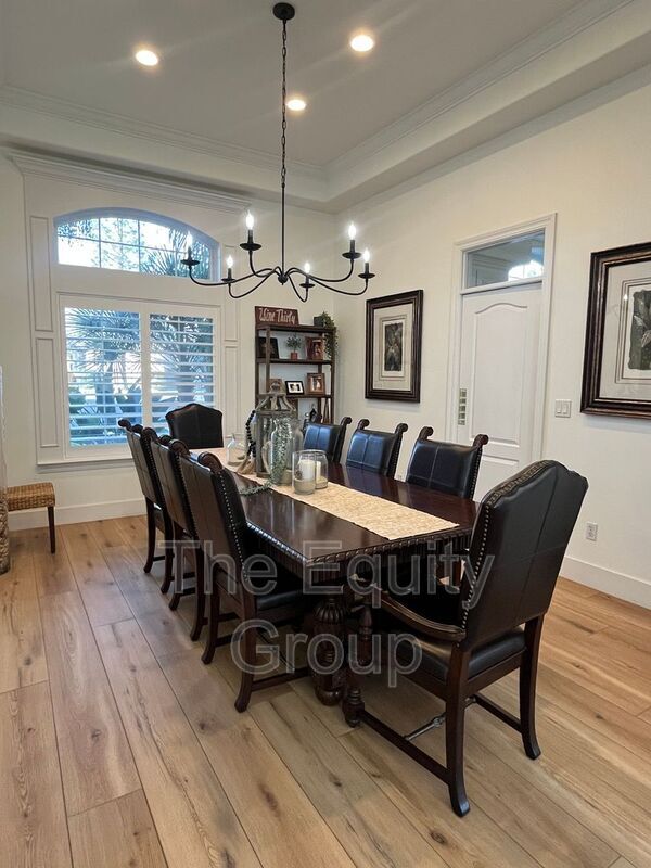 Building Photo - 5125 W Vine Ct