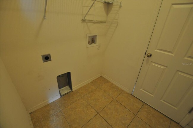 Building Photo - 934 Krenson Woods Rd