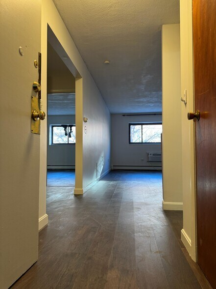 Building Photo - 15 Walbridge St