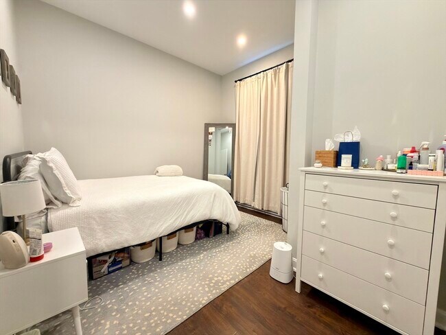 Building Photo - 420 Massachusetts Ave