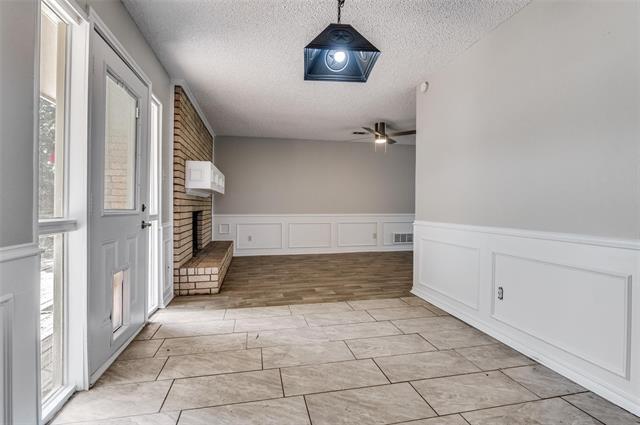 Building Photo - 1311 Willowbrook St