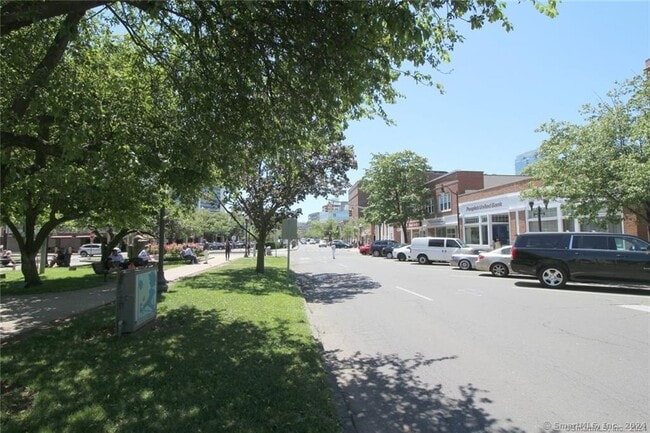 Building Photo - 99 Prospect St