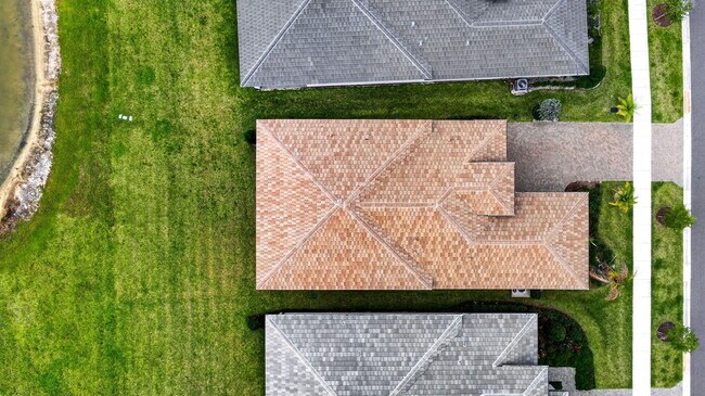 Building Photo - 11344 SW Pietra Wy