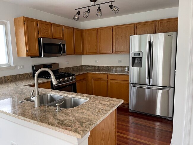 Primary Photo - 2659 N Augusta Dr