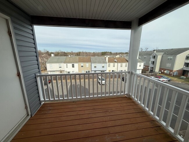 Building Photo - 102 Piccadilly Ln