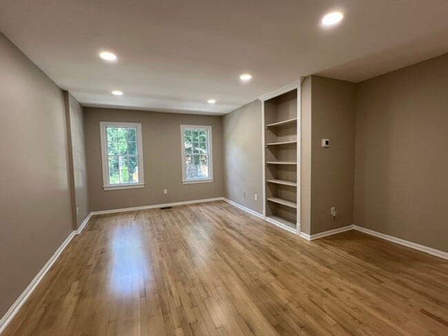 Building Photo - 11737 Dry River Ct