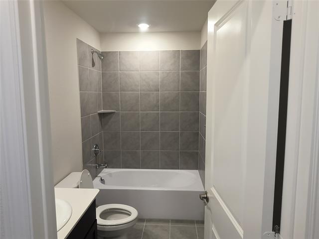 Building Photo - 125 Lost Crk Trl