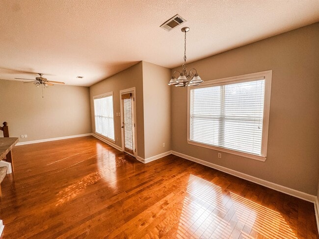 Building Photo - 9847 Winsford Ln