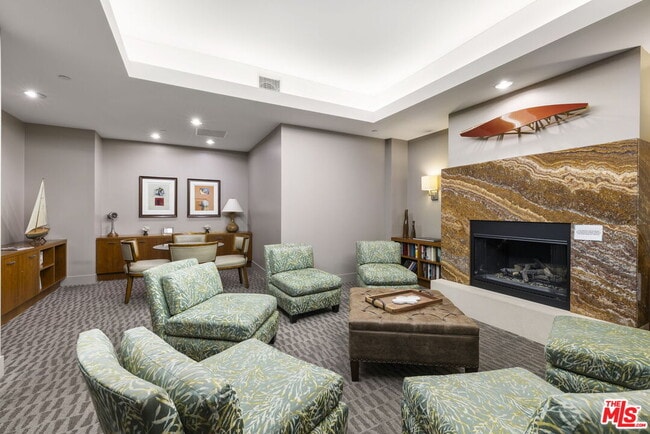 Building Photo - 13650 Marina Pointe Dr