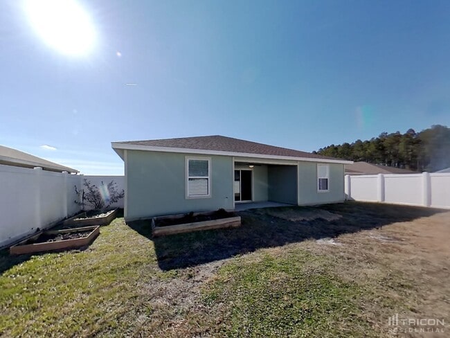 Building Photo - 77013 Birdseye Ct