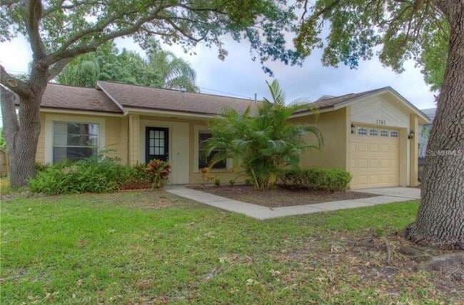 Building Photo - 1761 Lakeview Village Dr