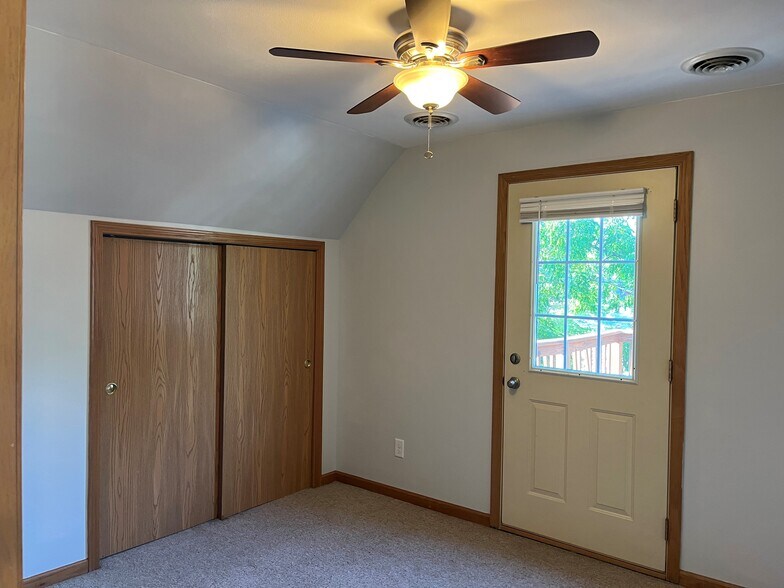 3rd Floor Bedroom 2 - 608 E Cady St