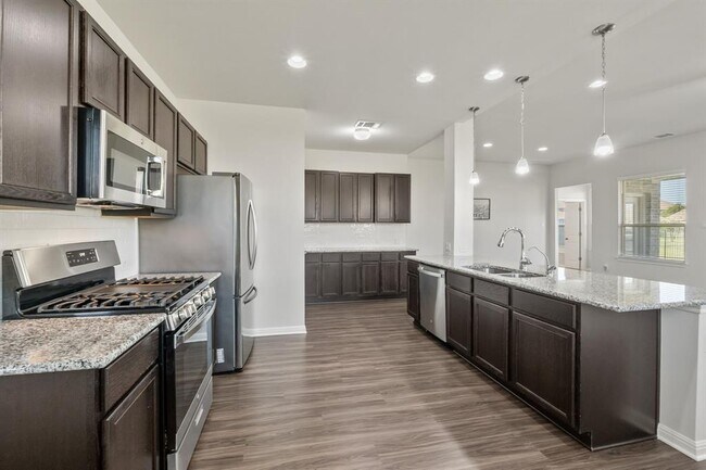 Building Photo - 1720 Navajo Song Ln