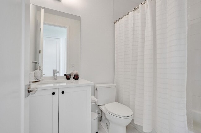 Building Photo - 9140 Silver Marsh Ln