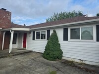 Building Photo - 6117 Community Pl SW