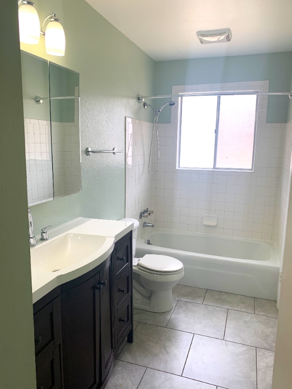 Building Photo - 5486 Mira Loma Cir