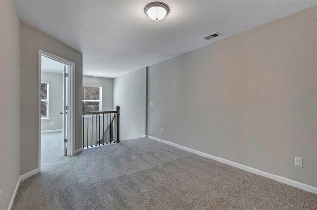 Building Photo - 1376 Elderwood Way