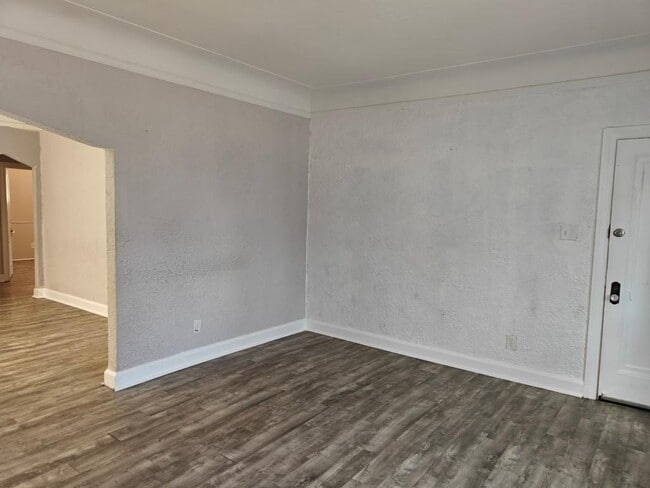 Building Photo - 5227 Devonshire Rd