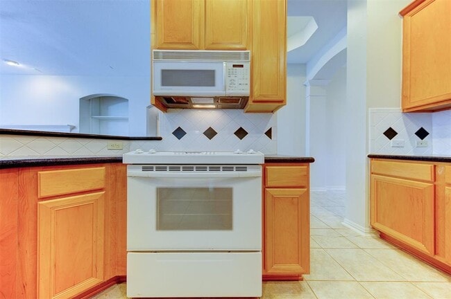 Building Photo - 3203 Amerson Dr